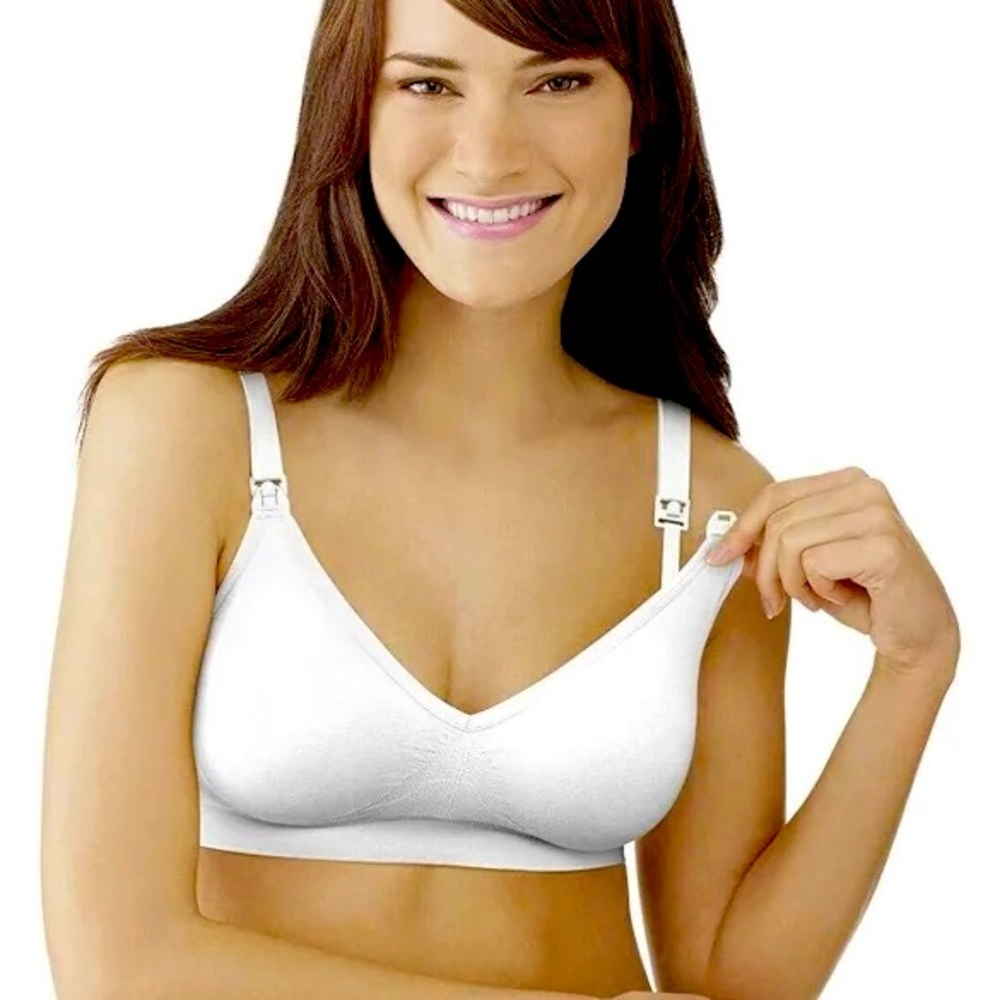 NWT Medela White Comfort Nursing Bra Size Medium